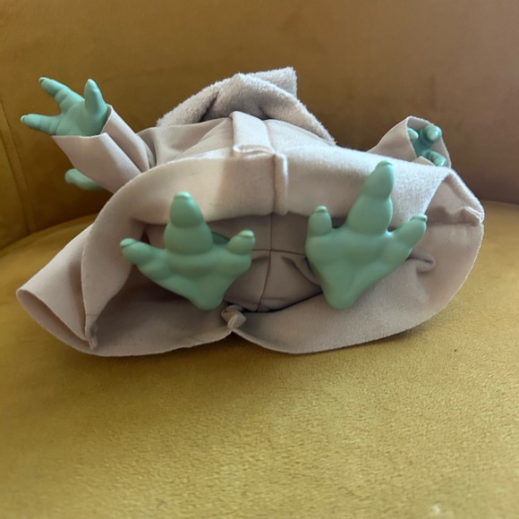 Baby Yoda Plush Toy with Frog Companion - Picture 8 of 9